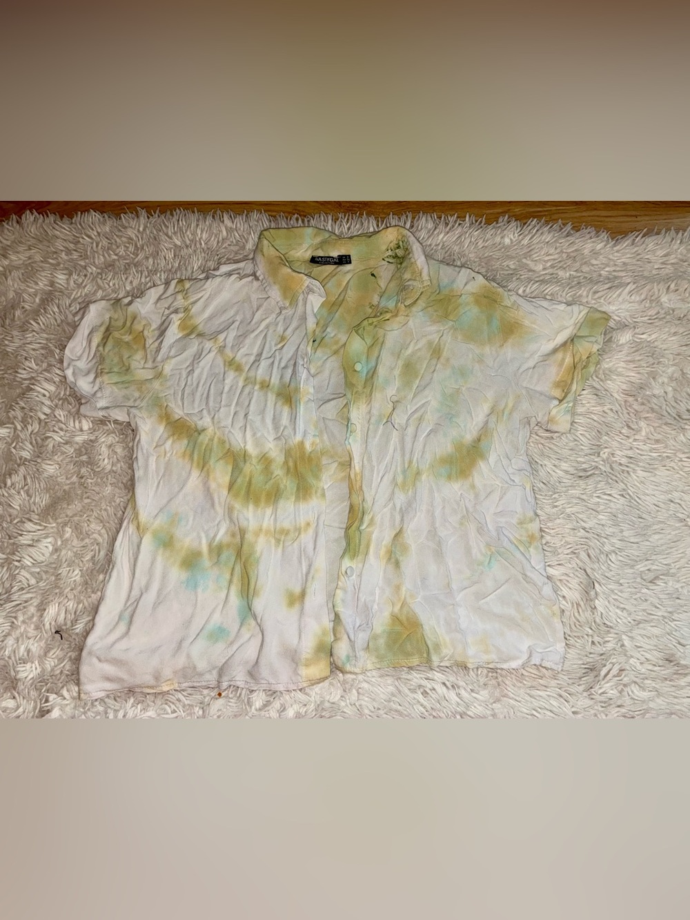 Women’s Tie-Dye Button-Down Collared Shirt Top